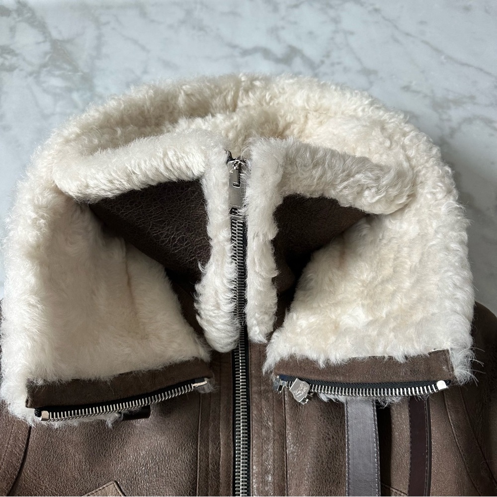 Brown Shearling-Lined Aviator Jacket with Cream Collar - Picture 8 of 13